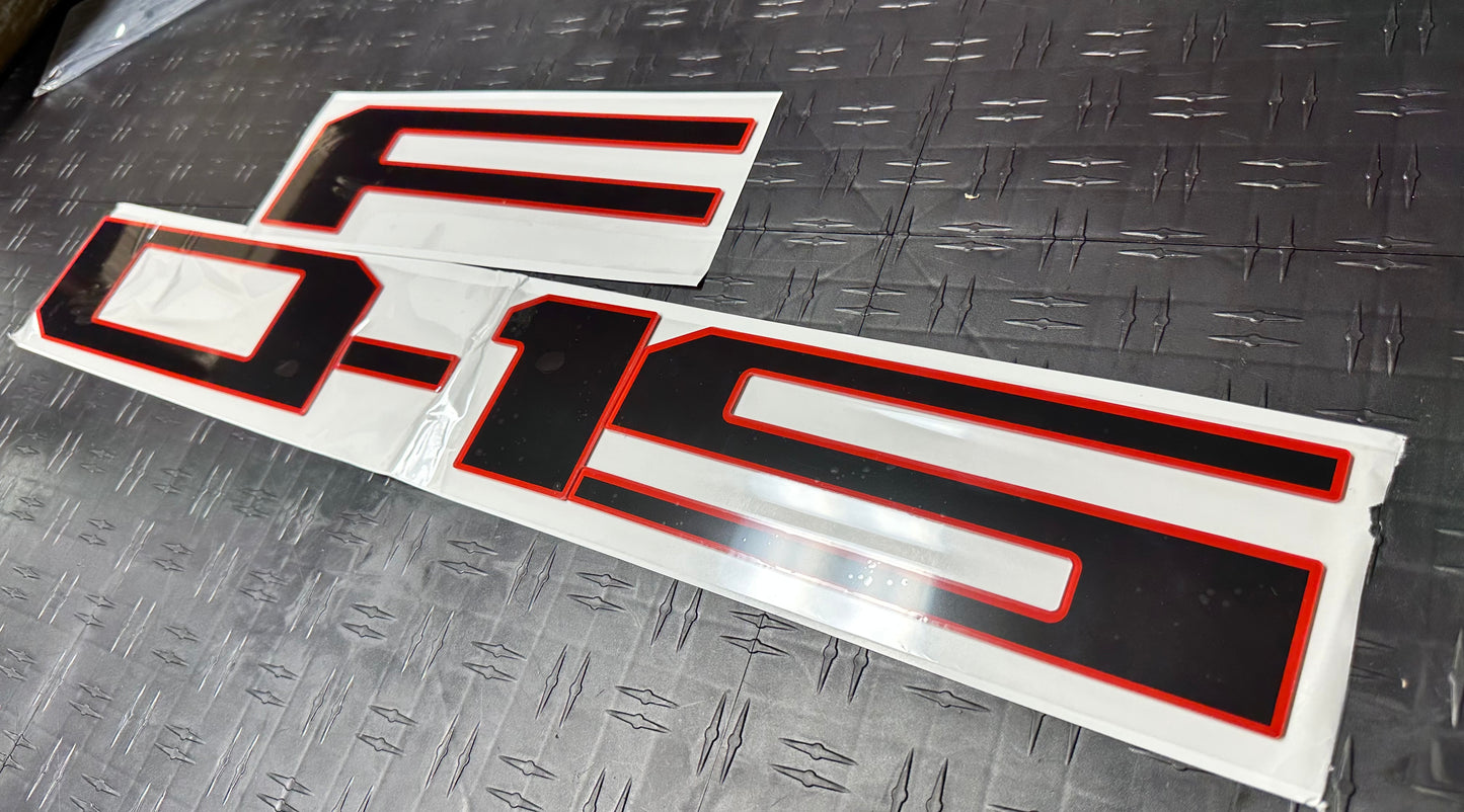 Letras de Compuerta F150 2021-2024 Negro con Bordes Rojo