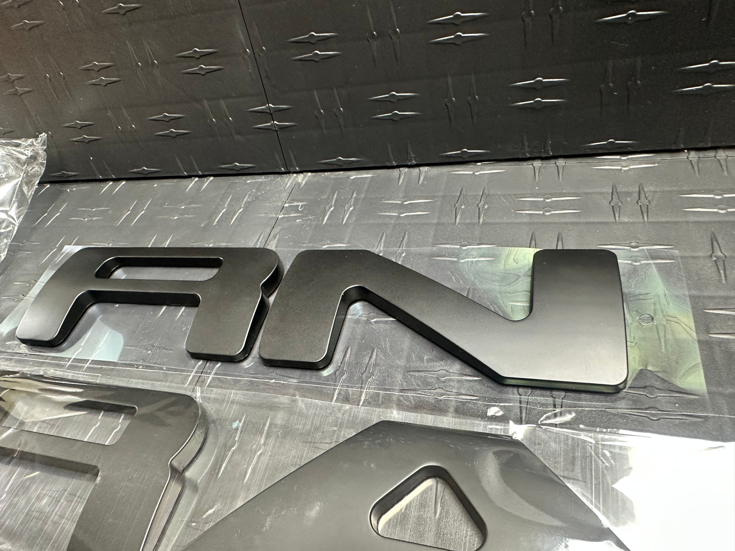 Letras de Compuerta Ranger 2019-2025 Negro Matte ABS Plastic 3D