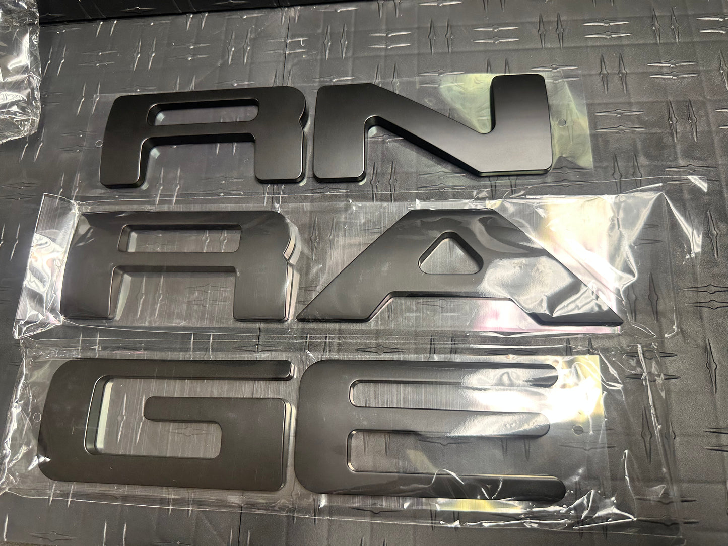 Letras de Compuerta Ranger 2019-2025 Negro Matte ABS Plastic 3D