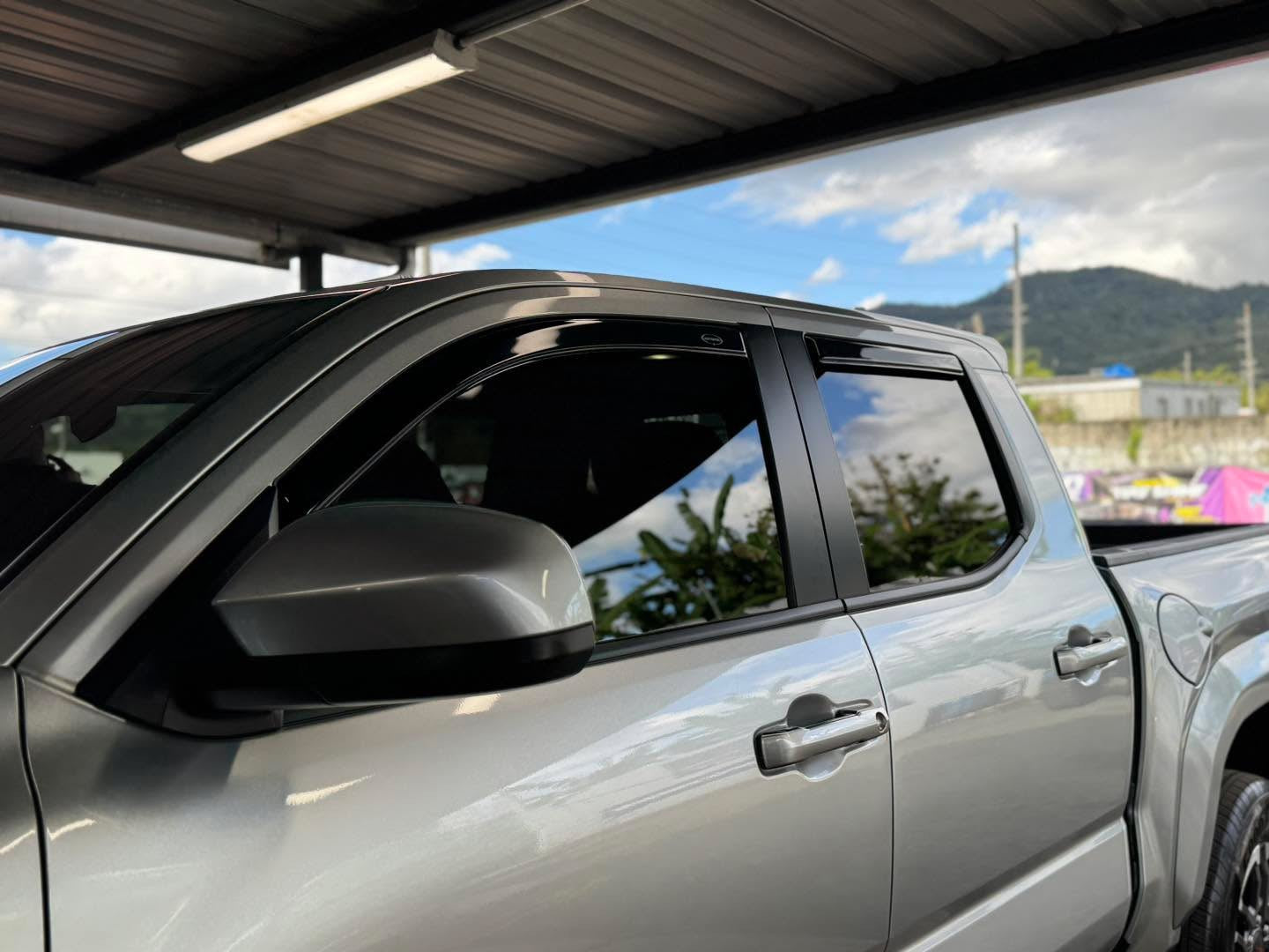 APDE VENTVISOR INCHANNEL F150 2021-2026 4 PUERTAS